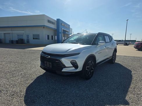 Used 2023 Chevrolet Blazer RS w/ Driver Confidence II Package FWD image 7