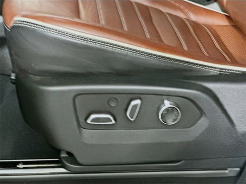 Used 2023 GMC Yukon Denali Ultimate image 23