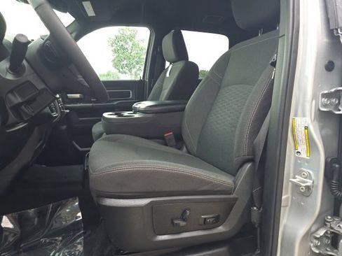 Certified 2026 RAM 2500 Big Horn AWD/4WD image 10