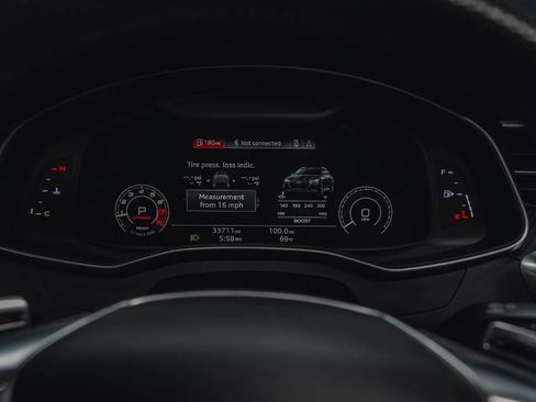 Used 2021 Audi RS 6 w/ Carbon Optic Package AWD/4WD image 42
