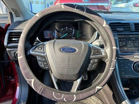 Used 2015 Ford Fusion Titanium image 10