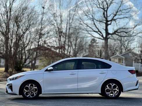 Used 2021 Kia Forte LXS image 8