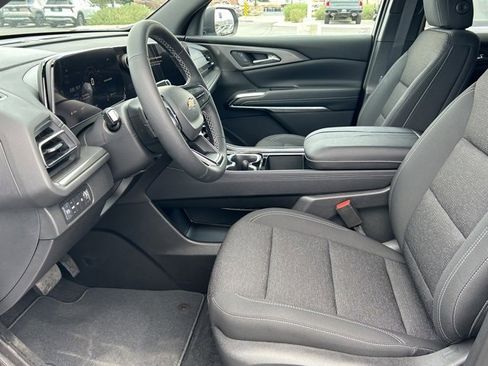 New 2026 Chevrolet Traverse LT w/ Driver Confidence Package image 19