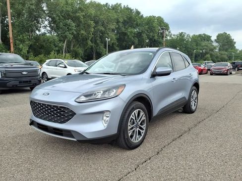 Certified 2022 Ford Escape SEL AWD/4WD image 3