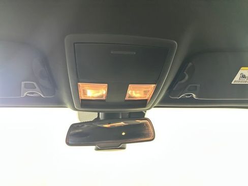 Used 2023 Dodge Challenger SXT image 24