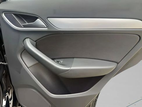 Used 2018 Audi Q3 2.0T Premium Plus w/ Premium Plus Package image 25