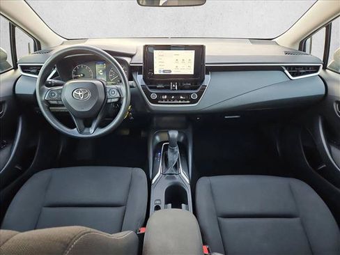 Used 2024 Toyota Corolla LE FWD image 18