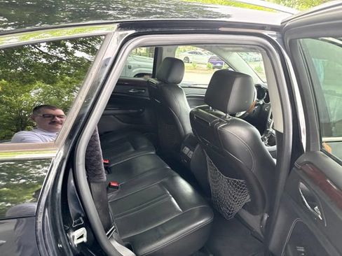 Used 2012 Cadillac SRX Luxury FWD image 5