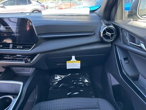 New 2026 Chevrolet Equinox LT w/ Safety and Technology Package image 4