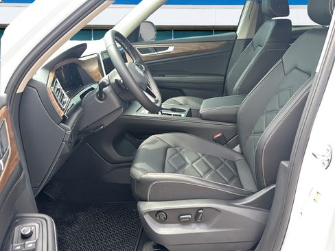 New 2026 Volkswagen Atlas SE FWD image 22