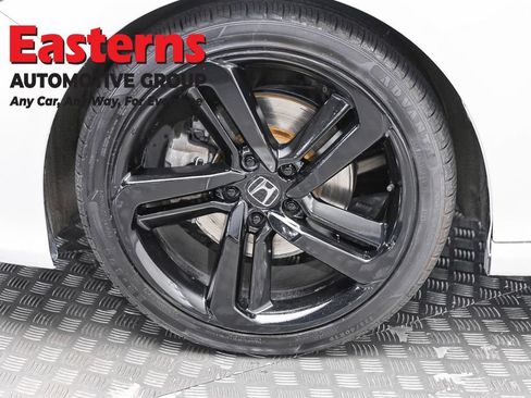 Used 2018 Honda Accord Sport image 27