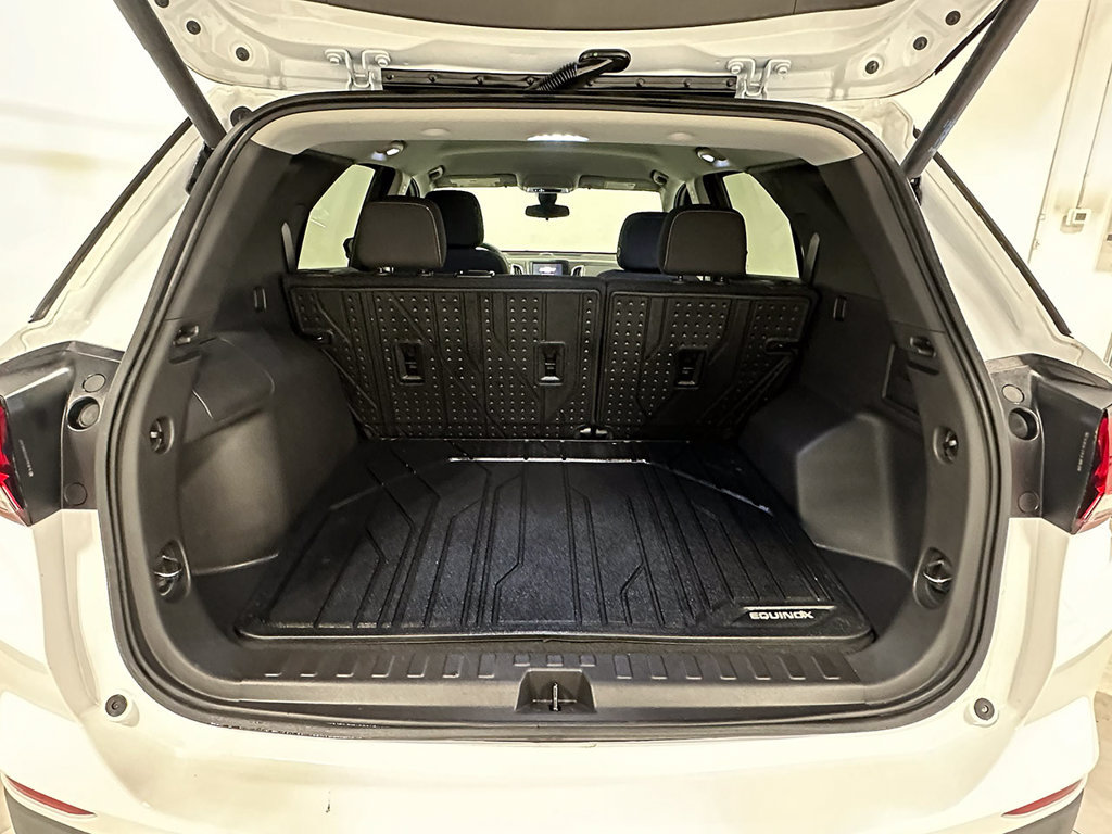 Used 2024 Chevrolet Equinox LT w/ LPO, Floor Liner Package AWD/4WD image 5