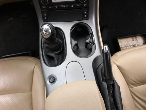 Used 2006 Chevrolet Corvette Convertible RWD image 19