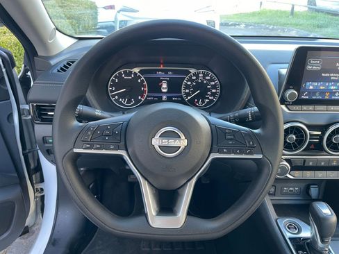 Used 2025 Nissan Sentra SV image 25