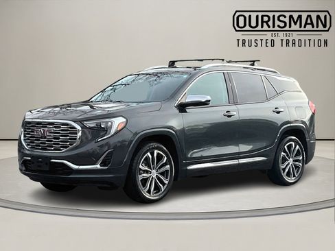 Used 2020 GMC Terrain Denali w/ Denali Premium Package image 2