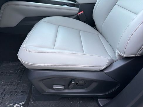 New 2026 Ford Explorer Active image 11