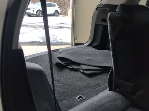 Used 2023 Honda CR-V EX image 43