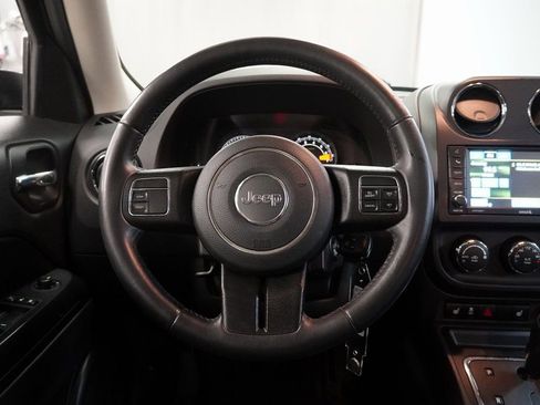 Used 2017 Jeep Patriot High Altitude image 18