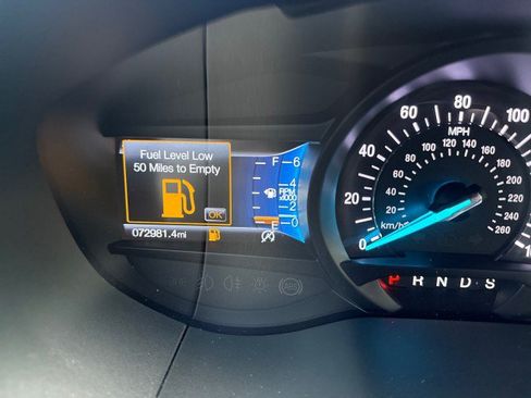 Used 2020 Ford Edge SEL w/ Cold Weather Package AWD/4WD image 19