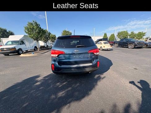Used 2014 Kia Sorento LX w/ Touring Package (LX) AWD/4WD image 4
