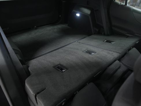 Used 2025 Chevrolet Equinox LT w/ Safety and Technology Package image 14