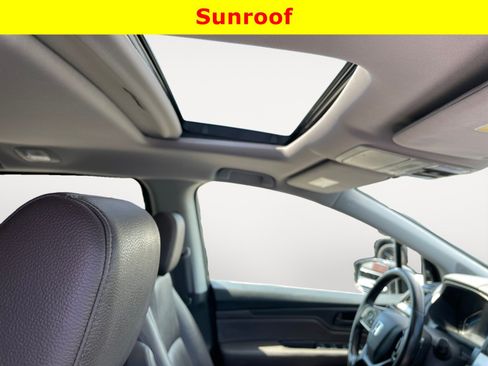 Used 2018 Honda Odyssey EX-L image 21