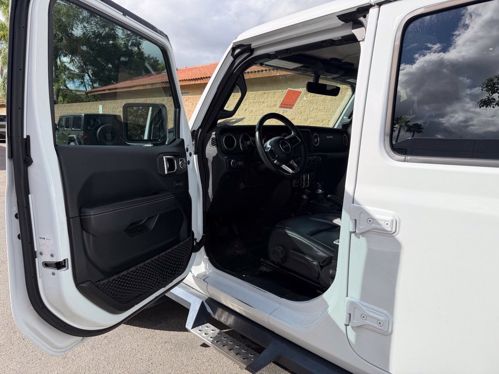 Used 2021 Jeep Gladiator Overland w/ Popular Equipment Package AWD/4WD image 19