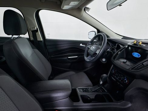 Used 2017 Ford Escape SE w/ Equipment Group 201A image 27