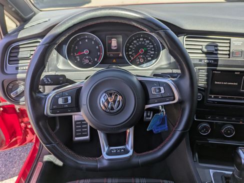 Used 2016 Volkswagen GTI S FWD image 18