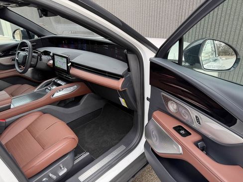 New 2026 Lincoln Nautilus Reserve image 27