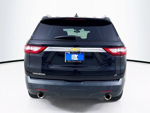 Used 2018 Chevrolet Traverse LT FWD image 6