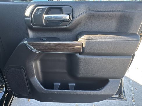 Used 2023 Chevrolet Silverado 2500 LT w/ Convenience Package image 28