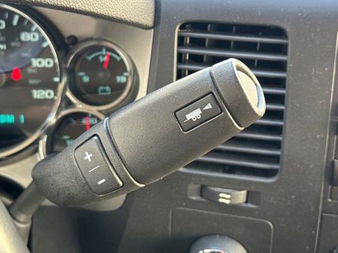 Used 2013 Chevrolet Silverado 2500 LT w/ Interior Plus Package image 32