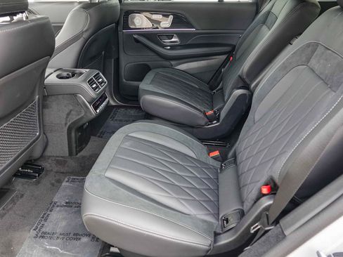 New 2026 Mercedes-Benz GLS 63 AMG 4MATIC image 17