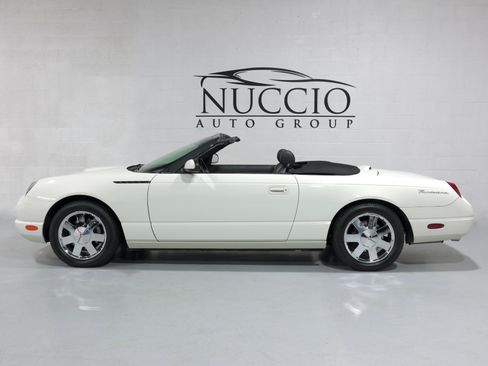 Used 2002 Ford Thunderbird image 55