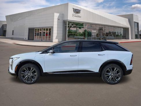 New 2026 Cadillac Optiq Sport 2 w/ LPO, Floor Liner Package AWD/4WD image 3