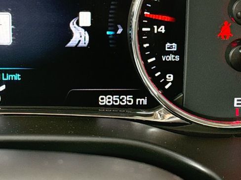 Used 2019 GMC Acadia Denali image 35