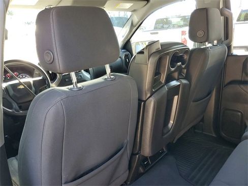 Certified 2023 Chevrolet Silverado 1500 Custom image 11