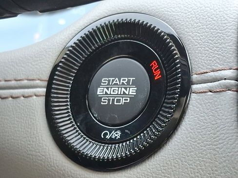 New 2026 Jeep Compass Limited image 11