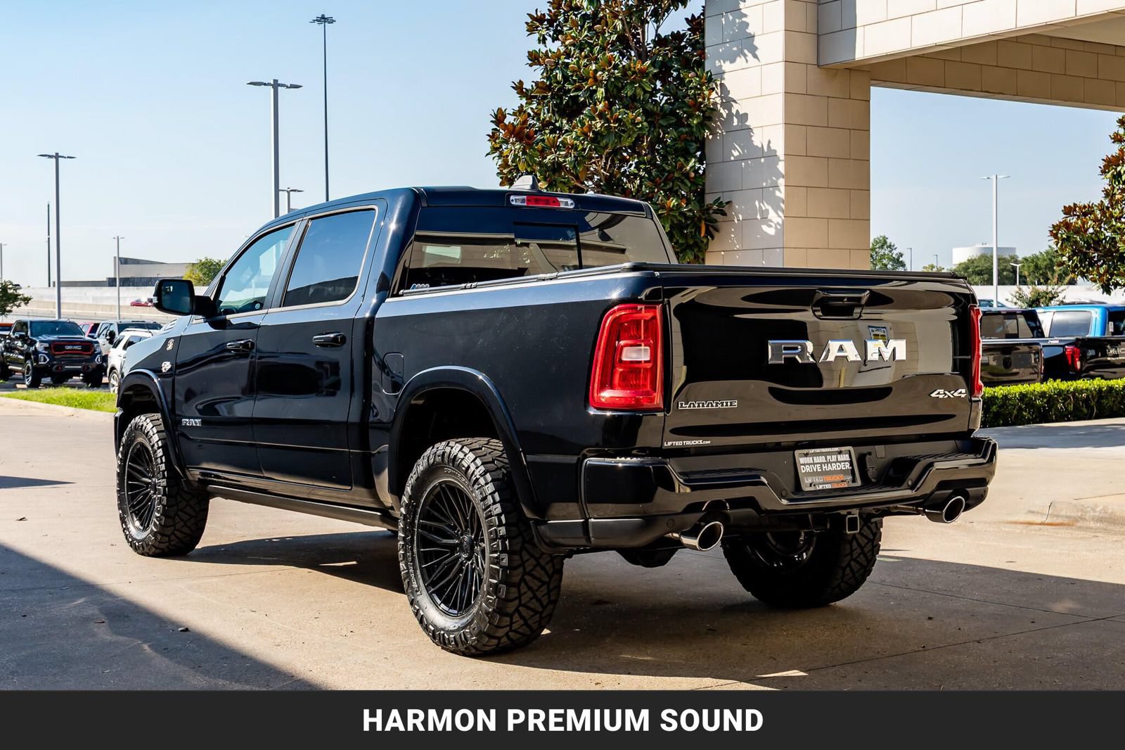 Used 2026 RAM 1500 Laramie AWD/4WD image 7