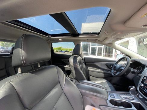 Used 2021 Nissan Murano SL AWD/4WD image 3