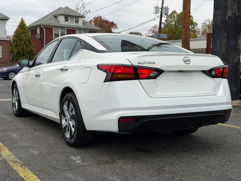 Used 2025 Nissan Altima 2.5 S image 12
