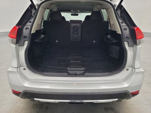 Used 2018 Nissan Rogue SV w/ Premium Package image 29