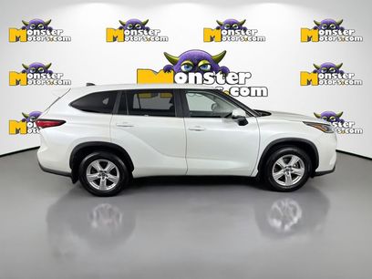 Used 2023 Toyota Highlander L