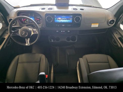New 2025 Mercedes-Benz Sprinter 2500 image 12