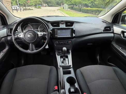 Used 2019 Nissan Sentra S FWD image 10
