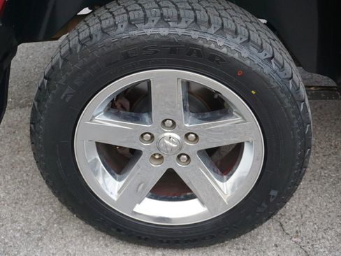 Used 2014 RAM 1500 Express image 13