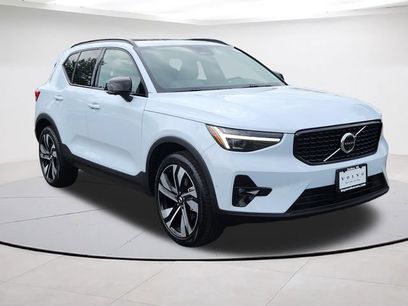 Certified 2024 Volvo XC40 B5 Ultimate w/ Protection Package Premier