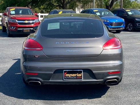 Used 2016 Porsche Panamera image 8