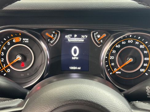 Used 2023 Jeep Wrangler Unlimited Sport AWD/4WD image 22